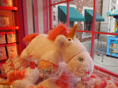 クセになる表情のフラッフィぬいぐるみ