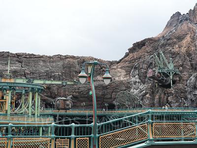 ミステリアスアイランド