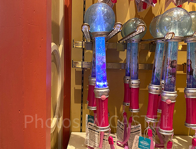 アナ雪の光るステッキ(光るおもちゃ)