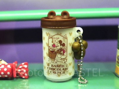 ガチャガチャ：お菓子モチーフのキーチェーン④ベイクドチョコクランチ