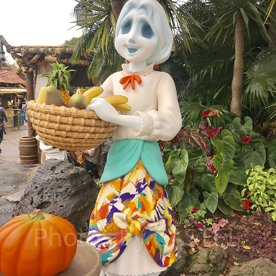 パークのいたるところにオバケちゃん！