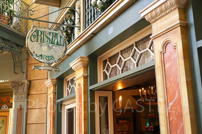 ガラス工芸のお店・クリスタルアーツ