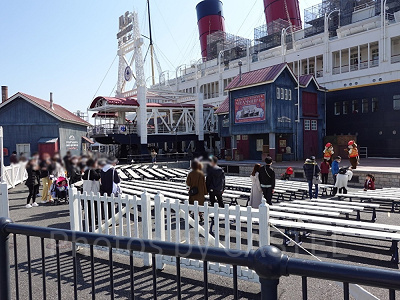 グリーティングの様子：13時頃撮影