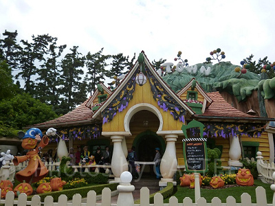 ハロウィン期間のデコレーション