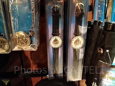 ハリーポッターのホグワーツ魔法学校の腕時計