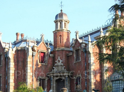 カリフォルニアディズニーランドのホーンテッドマンションが50周年