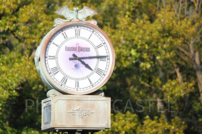 ホーンテッドマンションの時計