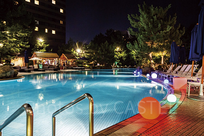 ハワイアン・ナイトプール