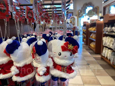 ハローキティ ぬいぐるみ クリスマスツリー クリスマスりース 2003年 音楽光 レア ハローキティ ぬいぐるみ クリスマスツリー リース 電子音 ライト