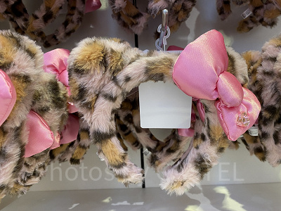 ハローキティ ヒョウ柄（ピンク）のカチューシャ