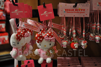 ハローキティ　ぬいぐるみキーチェーン（ハローキティ)