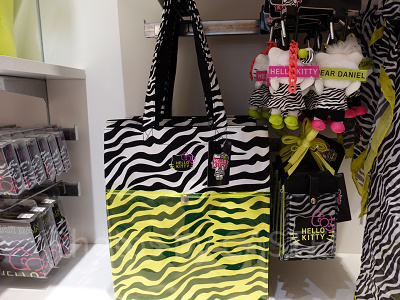 ハローキティ　トートバッグ