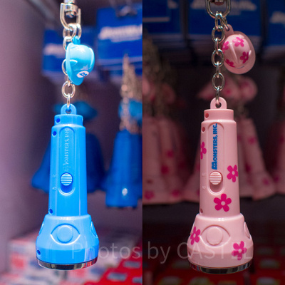 ヘルメットキーチェーン（ピンク）