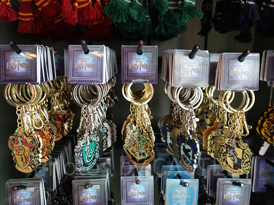 ハリーポッターグッズ/ホグワーツキーチェーン