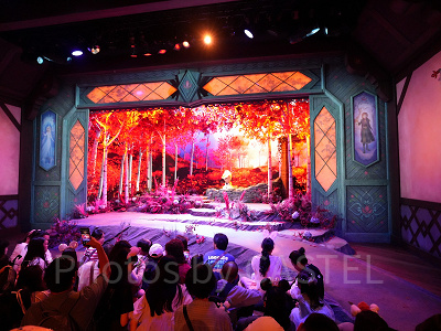 香港ディズニーのアナ雪エリア「ワールドオブフローズン」：プレイハウス・イン・ザ・ウッズ