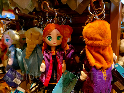香港ディズニーアナ雪グッズ:アナのぬいぐるみキーチェーン