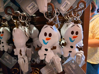 香港ディズニーアナ雪グッズ：オラフのマスコットキーチェーン