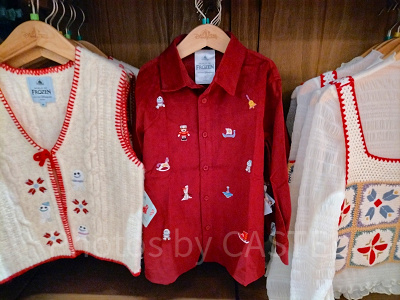 香港ディズニーアナ雪グッズ:ポイントシャツ(レッド)