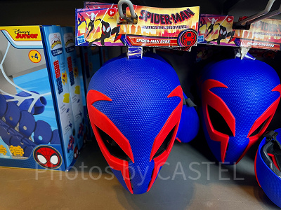 香港ディズニーマーベルグッズ：「スパイダーマン2099」のマスク