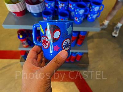 香港ディズニーマーベルグッズ：スパイディのプラスチックカップ
