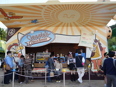 香港ディズニートイストーリーランド：ジェシーのスナック・ラウンドアップ