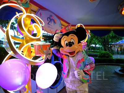 香港ディズニー20周年：ミッキーとのグリーティング