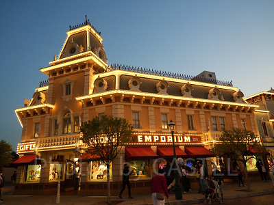 香港ディズニーランド：メインストリート・エンポーリアム