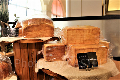 ホテルメイドのパン