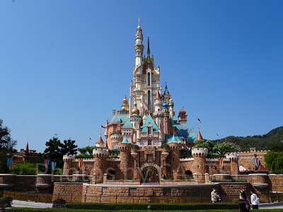 香港ディズニーのシンボル城：キャッスル・オブ・マジカル・ドリーム