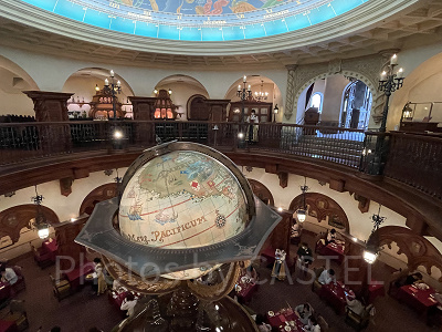 マゼランズ・ラウンジの店内