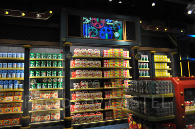 ワンナップ・ファクトリーの店内