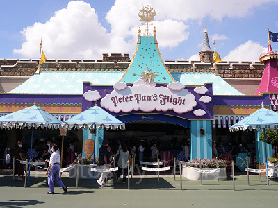 人気アトラクションなので待ち時間が長いことも･･･