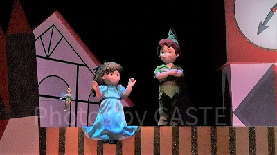 イッツ・ア・スモールワールド