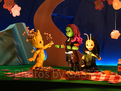 「イッツ・ア・スモールワールドwithグルート」