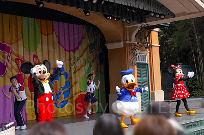 「ジャンボリミッキー！レッツ・ダンス！」