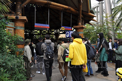 ジュラシックパークザライド入口／USJ