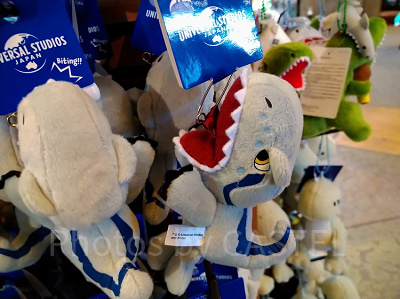 ジュラシックパークティラノぬいぐるみバッジ