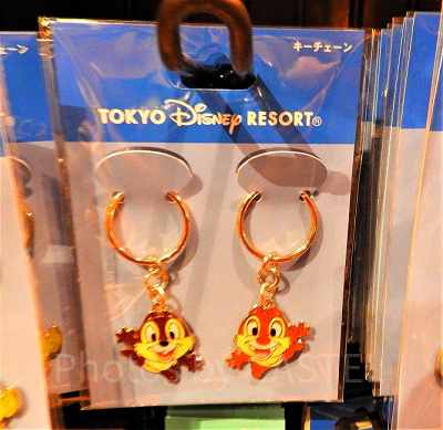 必見】ディズニーで買えるチップとデールのグッズ15選！カチューシャや