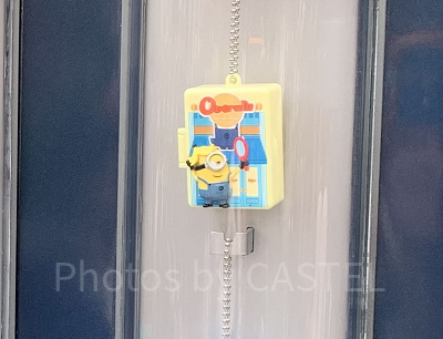 Overallsモチーフのキーチェーン