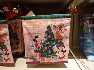 ディズニークリスマス2022】ミッキーやプーさんのグッズを徹底解説