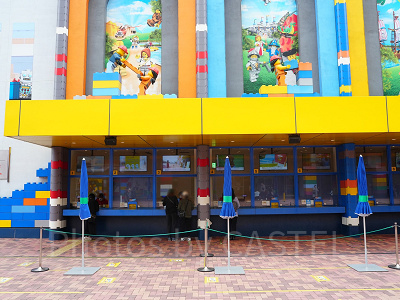 レゴランド・ジャパンのチケットブース