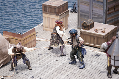 海賊たちと暑い夏を楽しもう！