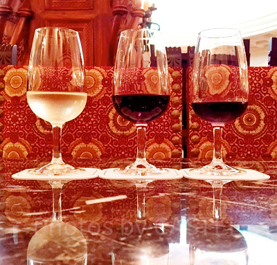 お酒を飲みながらご飯を楽しもう