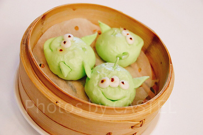 リトルグリーンメンのポークと野菜饅頭