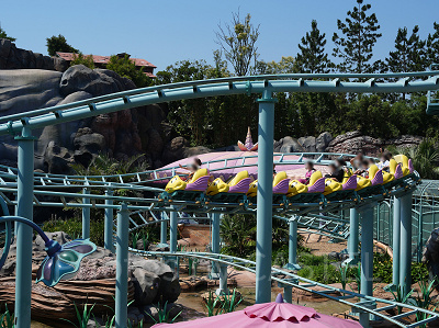 黄色いトビウオに乗って駆け抜けよう