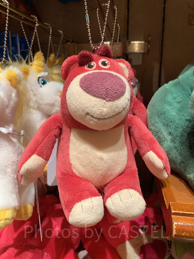 2024】ディズニーぬいぐるみバッジ78選！ランド・シー限定ぬいば