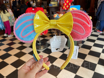 Disney - 海外 ディズニー限定 パリ マカロン カチューシャ 新品 パリディズニー パリディズニーのカチューシャ一覧！スパンコールやプリンセス、パリ