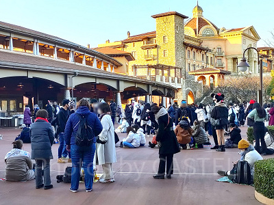 メインエントランス・ノース