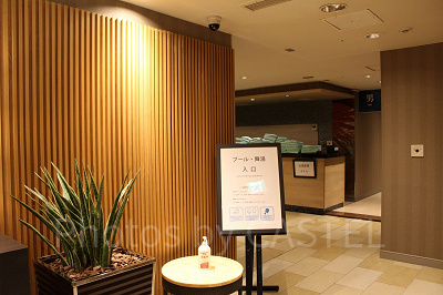 舞湯の入口。ここから先は男女別の更衣室になっています