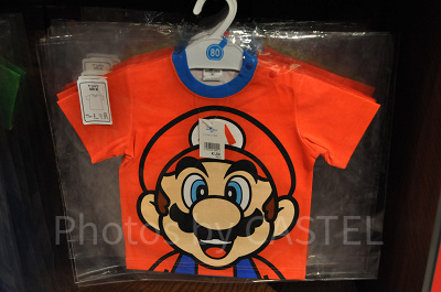 マリオのキッズTシャツ
